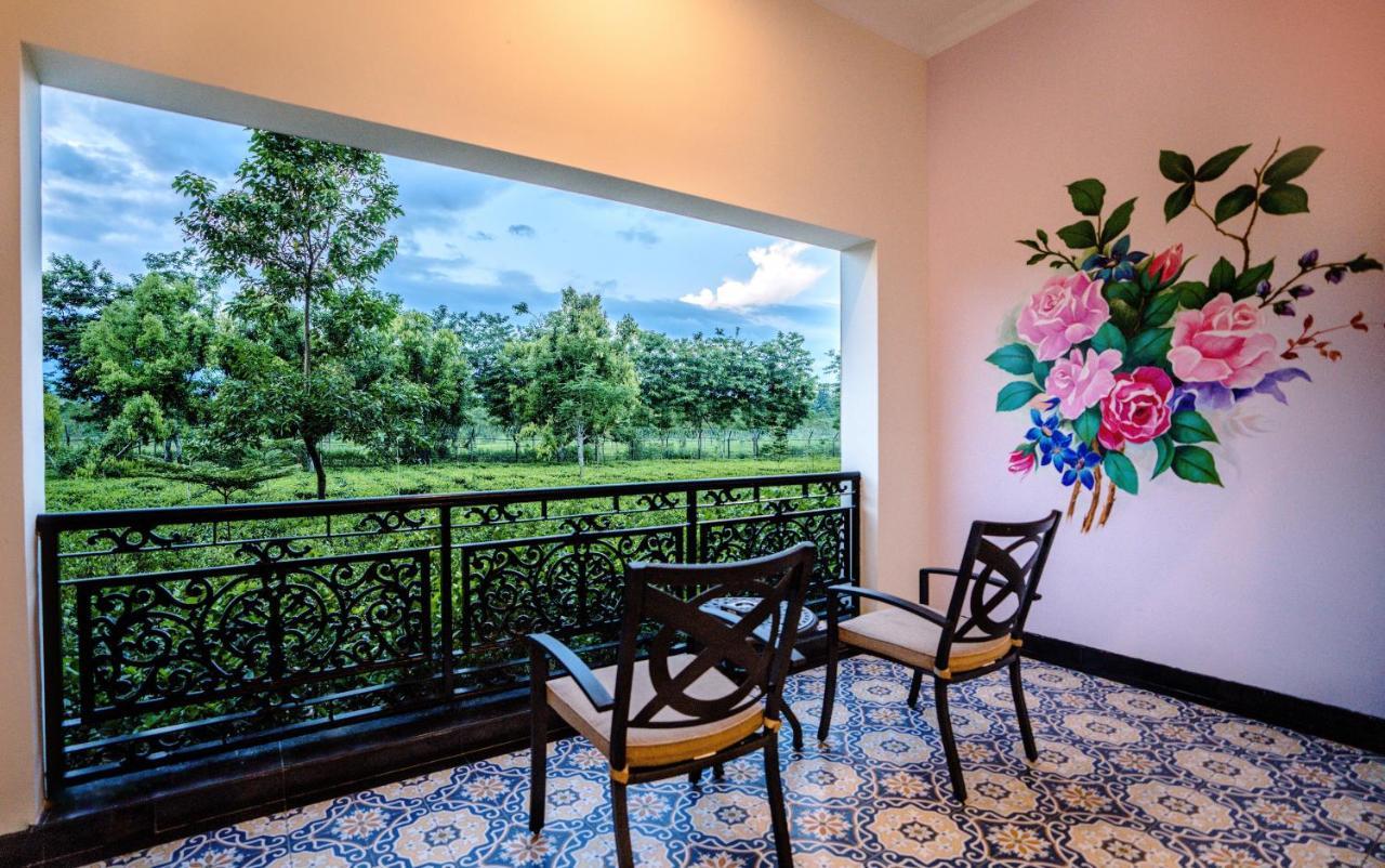 Mayfair Tea Resort Siliguri Extérieur photo